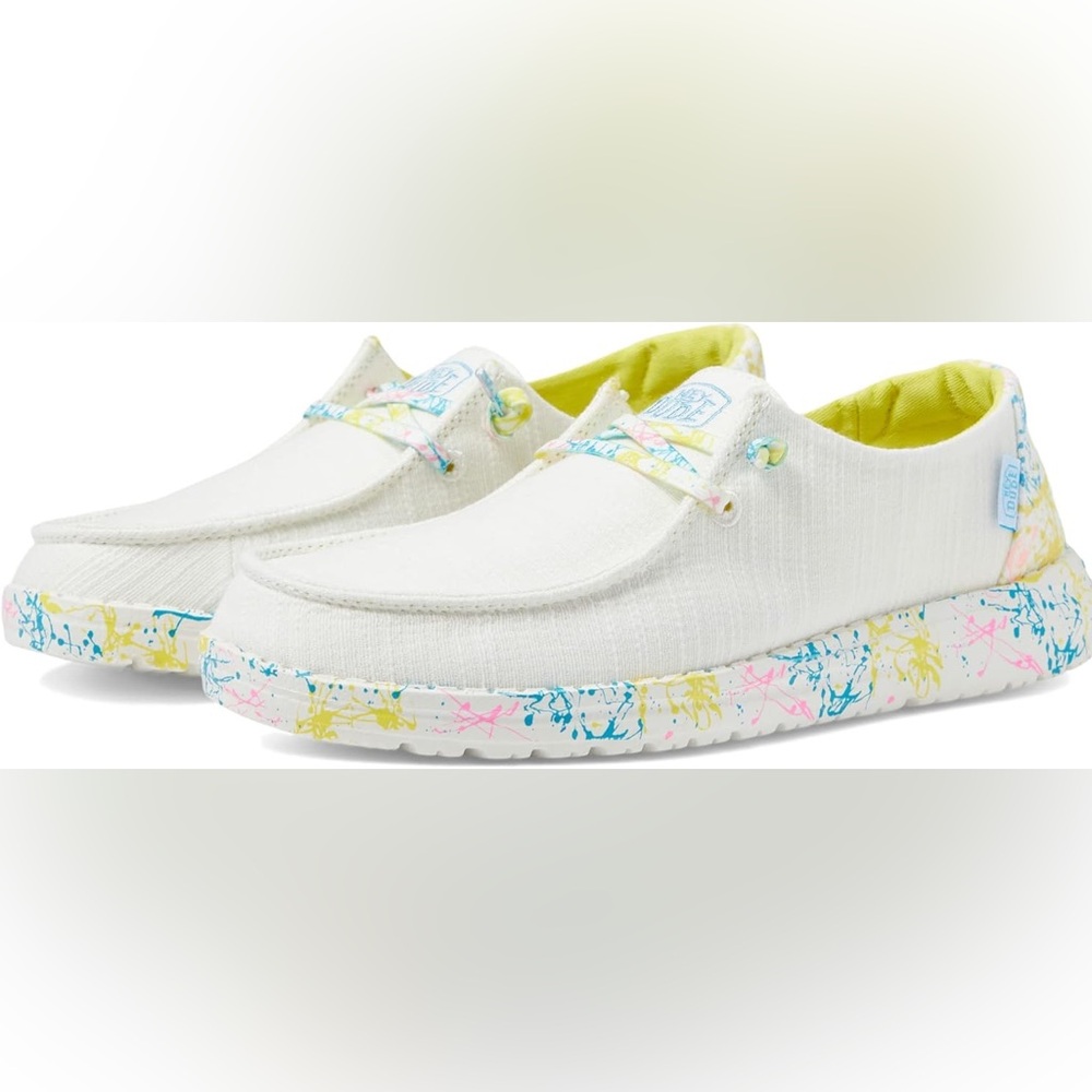NWT Hey Dude Wendy Youth slip on